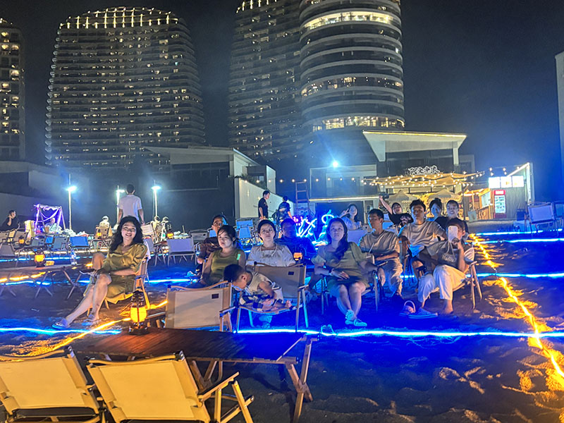 senghor-logistics-team-building-photo-1