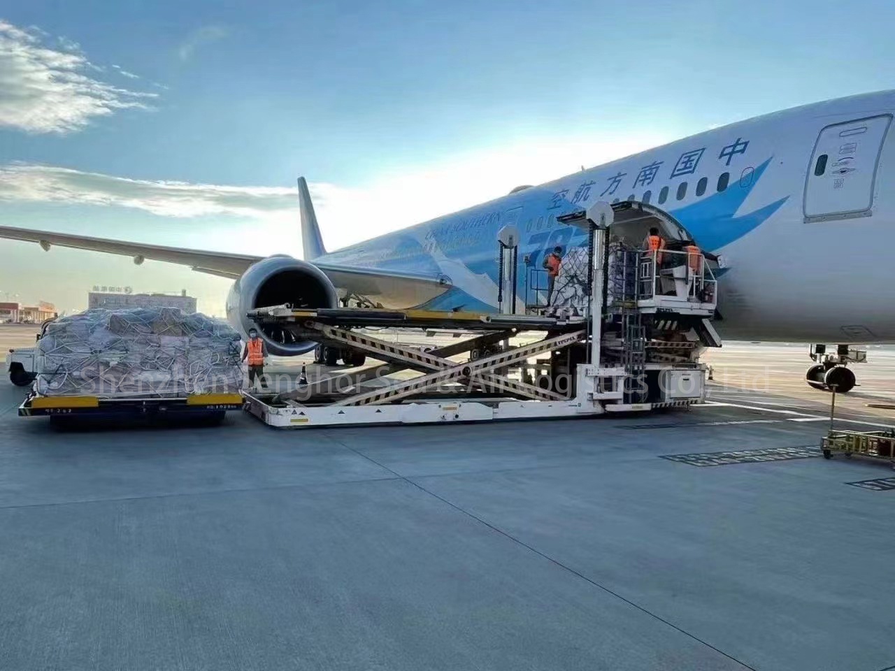 air-shipping-by-senghor-logistics-wm-3