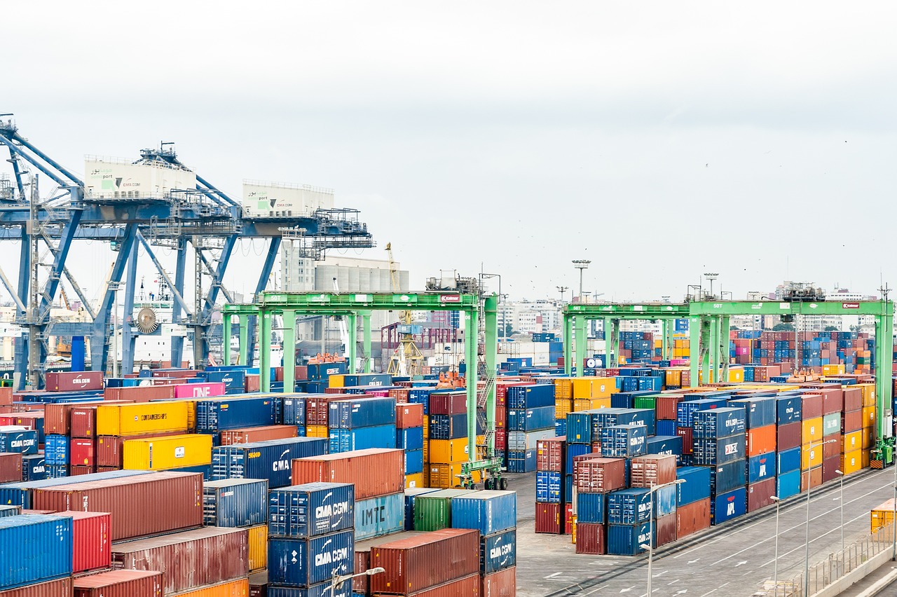 port-logistic transportation by senghor logistics