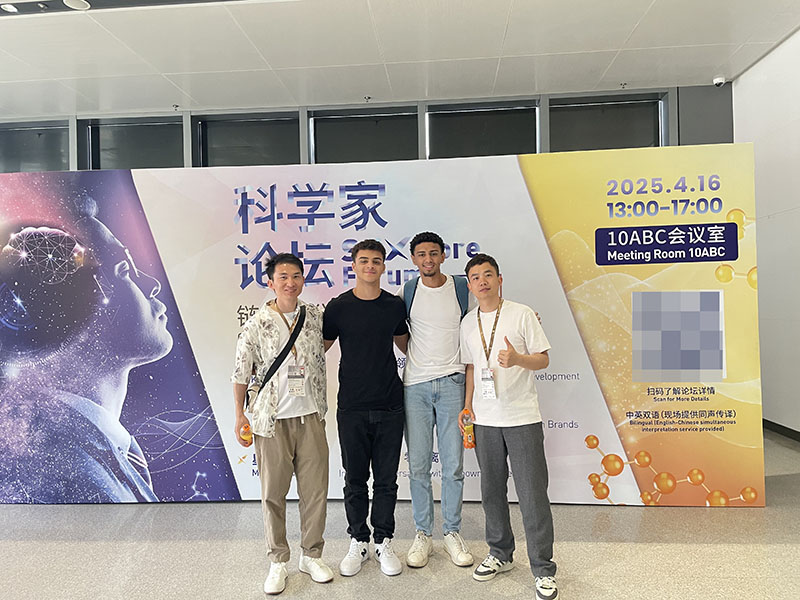 senghor-logistics-and-brazilian-customers-in-chinaplas
